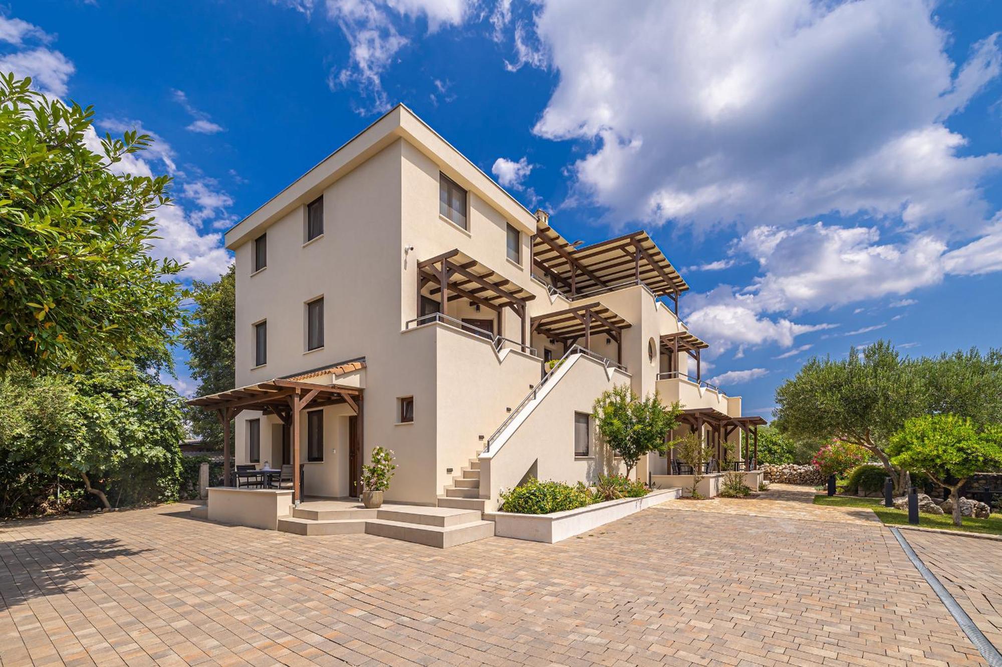 Villa Haya With Heated Pool Linardići Extérieur photo